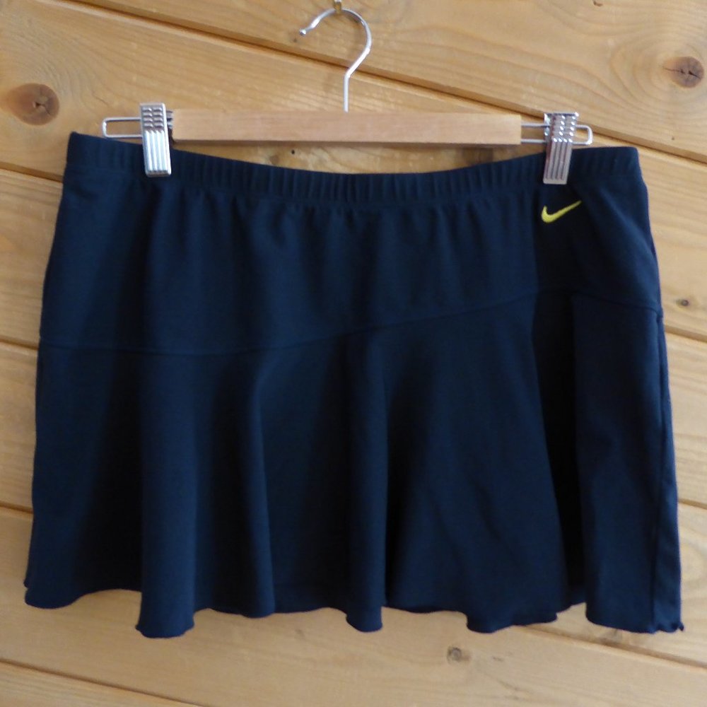 Nike Activewear Women Tennis Mini Skirt Waistband Yellow Swoosh Navy Blue L